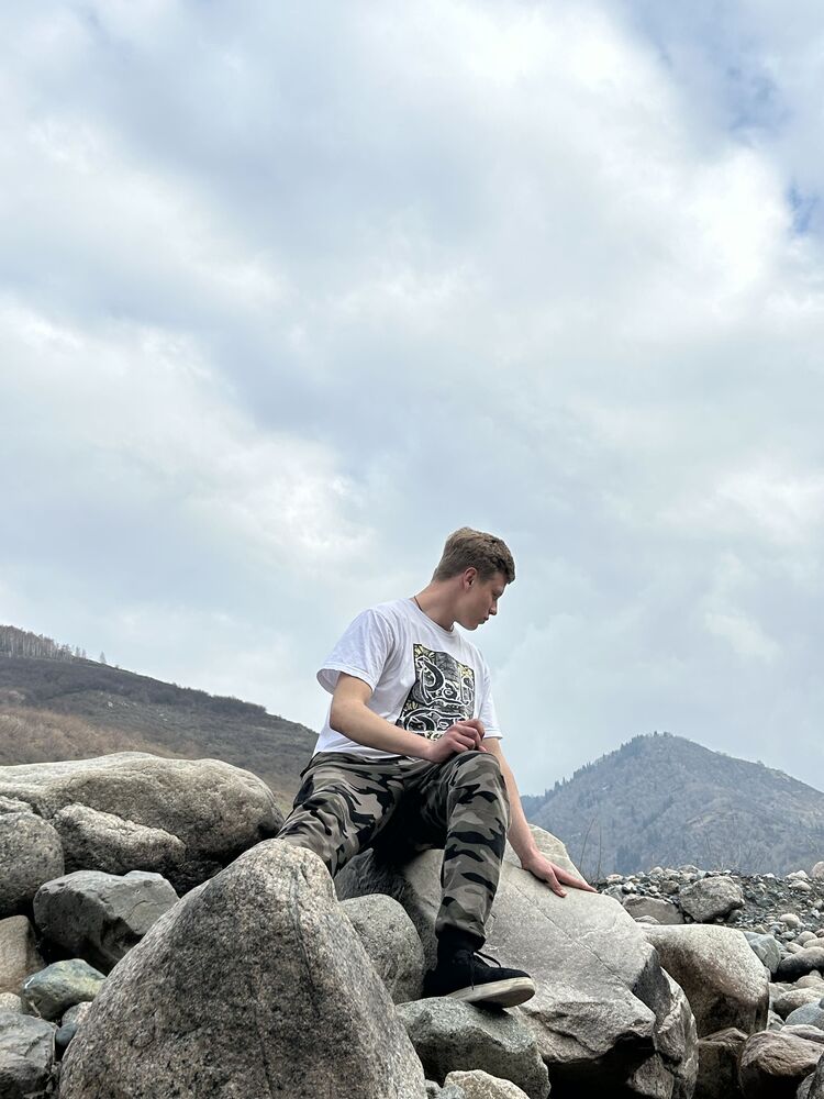  -,   , 20 ,   