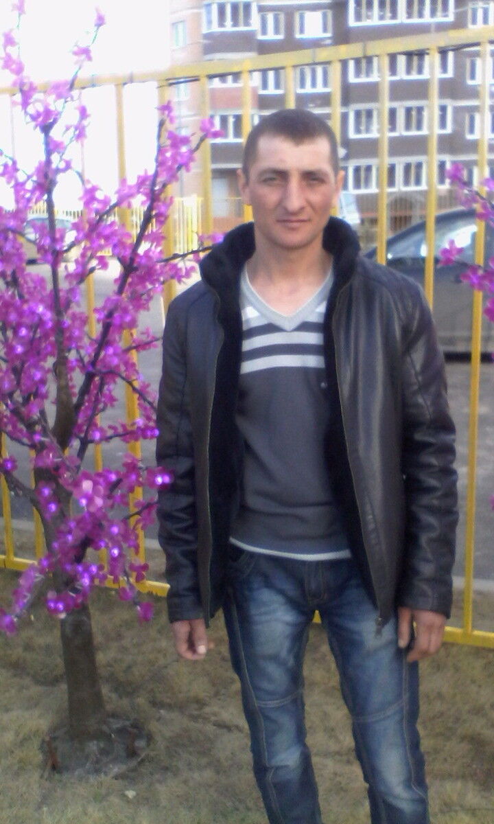  ,   Aurel, 35 ,   ,   , c 