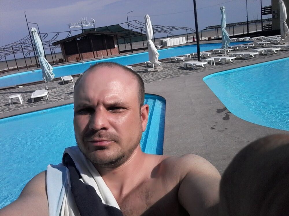  ,   Borys, 40 ,   ,   , c 