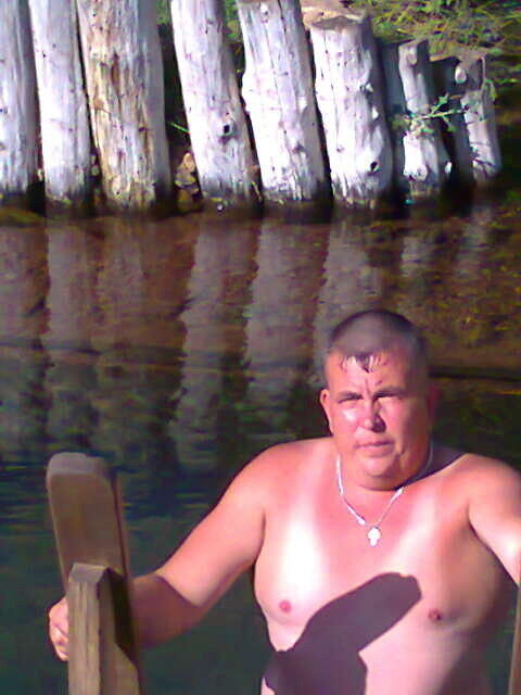  11777846  Urij, 49 ,    