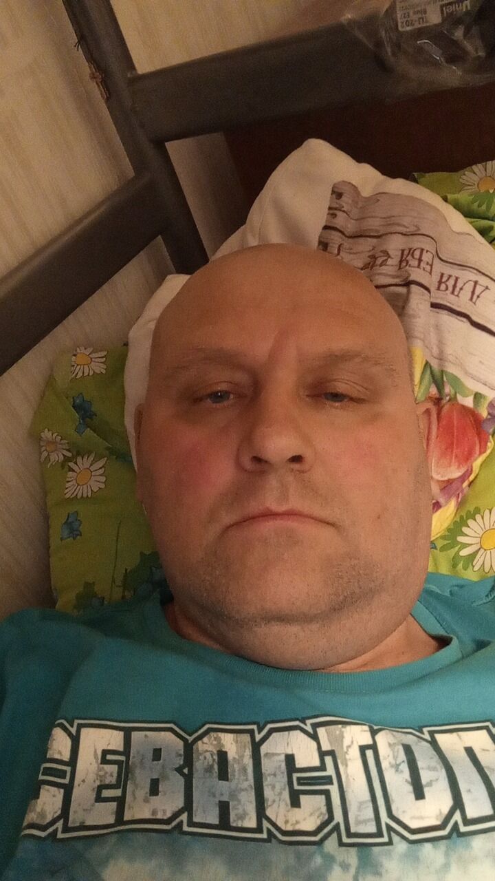  40062686  , 49 ,    
