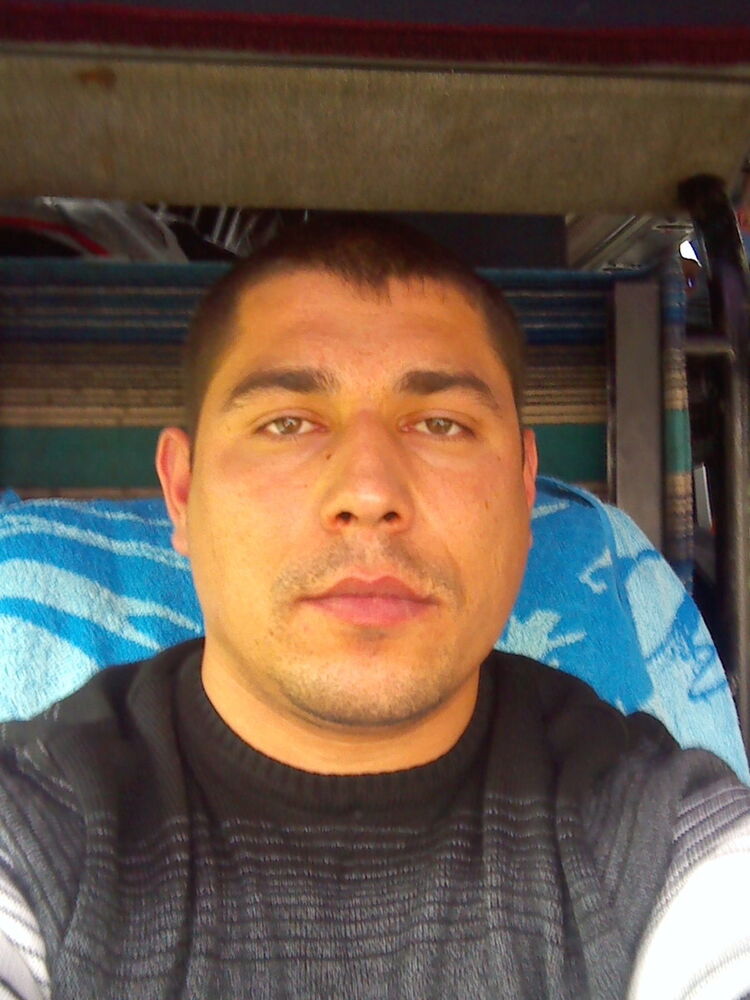  ,   Artem, 37 ,   ,   , c 