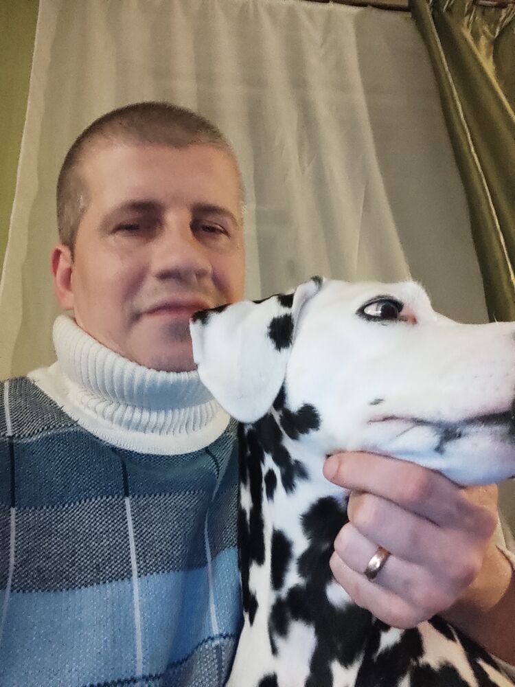  ,   Pavel, 39 ,   ,   