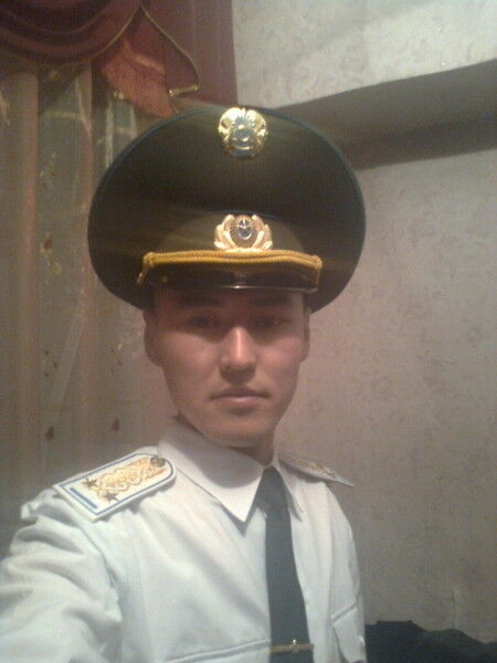  ,   Erlan, 35 ,   