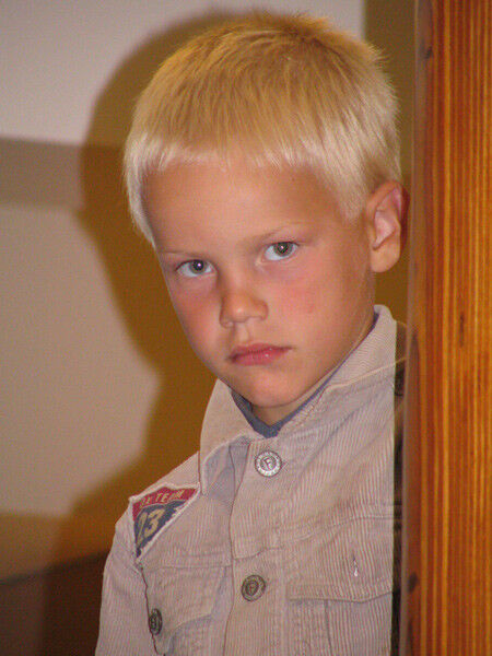  7590556  Andrey 25, 44 ,    