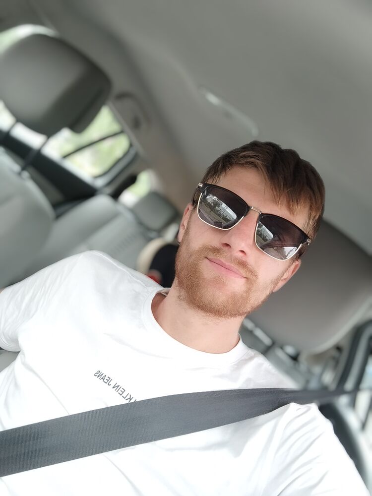  38757466  Alex, 29 ,    