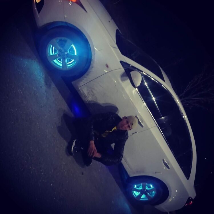  32026876  , 30 ,    