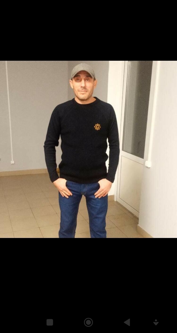  33586156  , 44 ,    