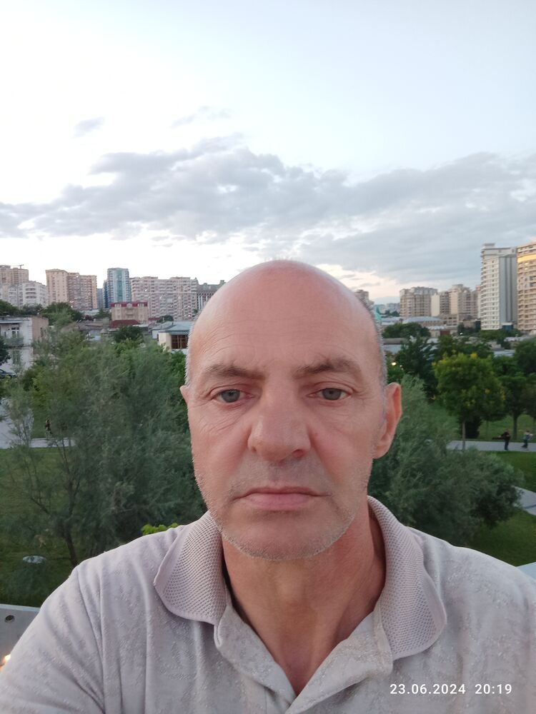  ,   Kamil, 57 ,   ,   