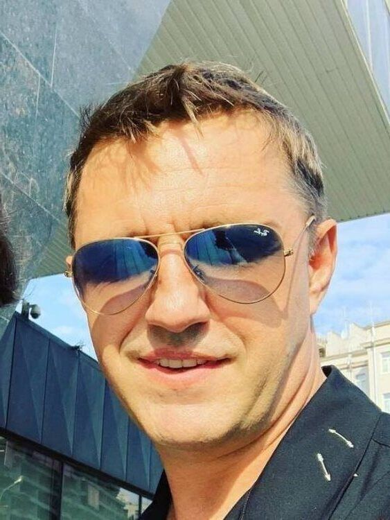  Buffalo,   Aleksander, 44 ,  