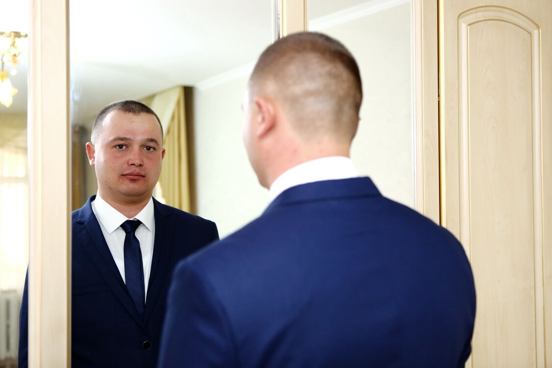  31050386  Victor, 32 ,    