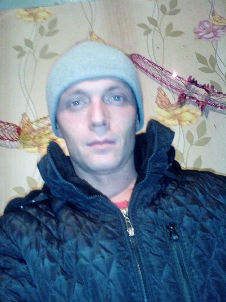  10804746  Prosto, 34 ,    