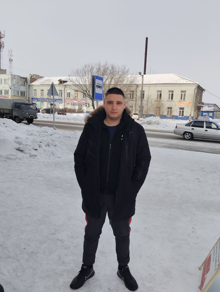  ,   Ruslan, 22 ,   ,   