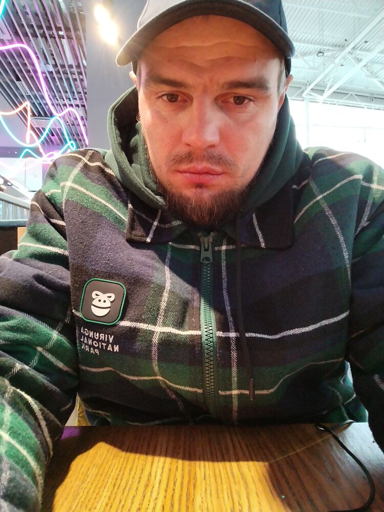  47073286  , 33 ,    -