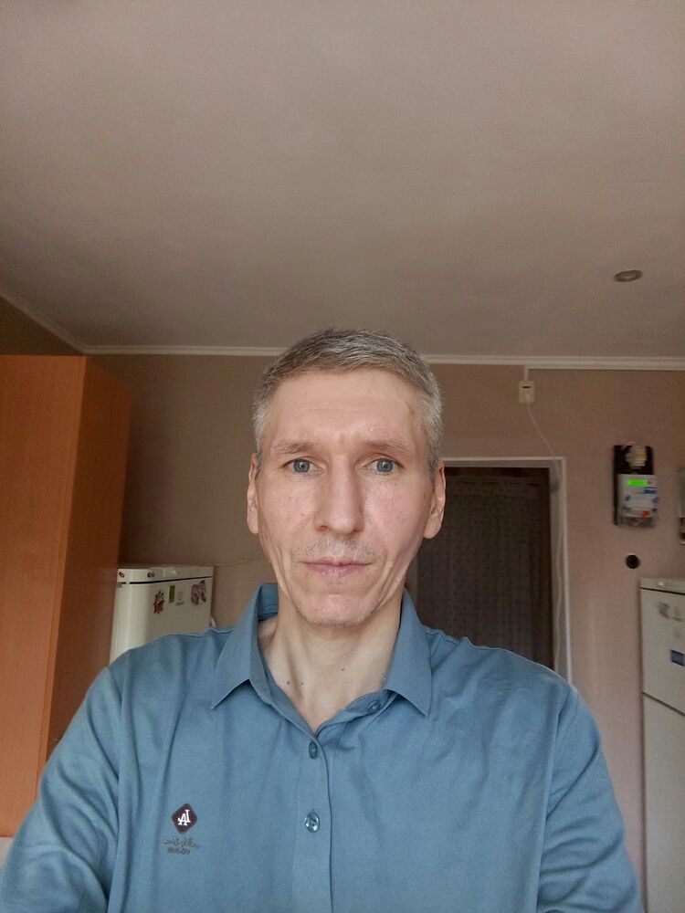  53671956  Sergey, 48 ,    