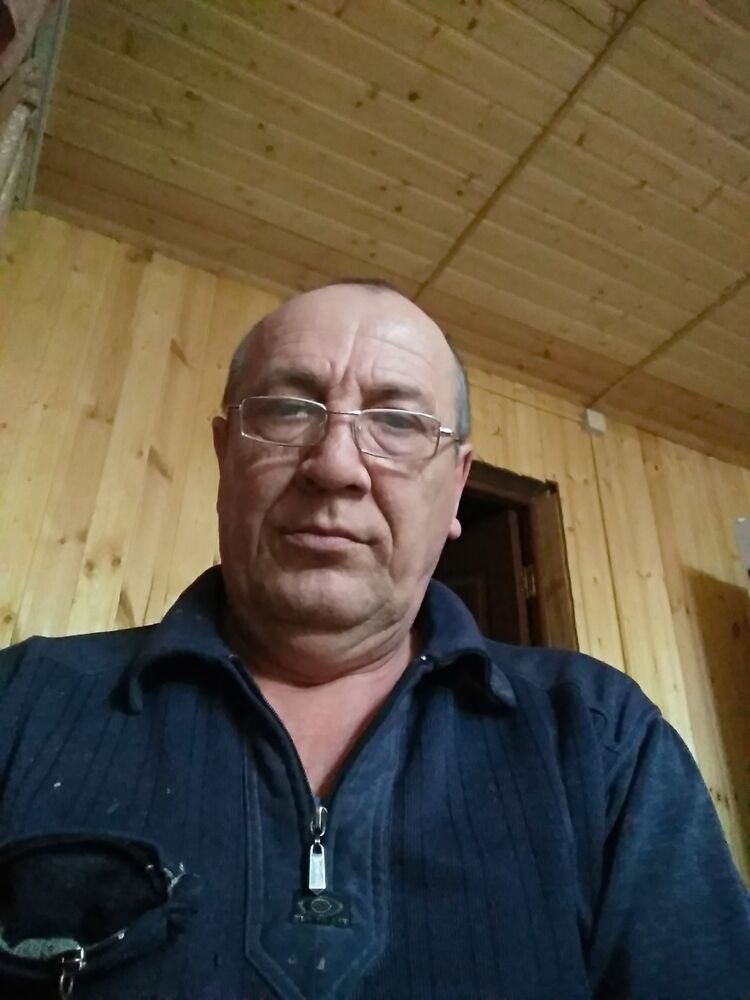  42424916  Fanis, 58 ,     