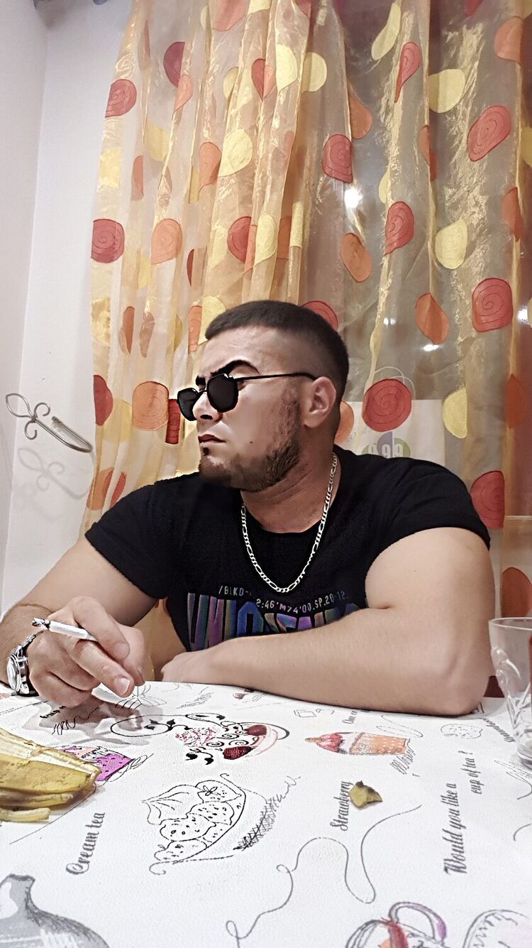  ,   Bonsari, 32 ,   ,   