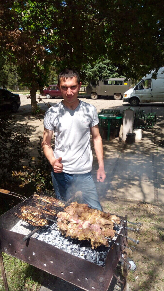  20049886  , 32 ,    