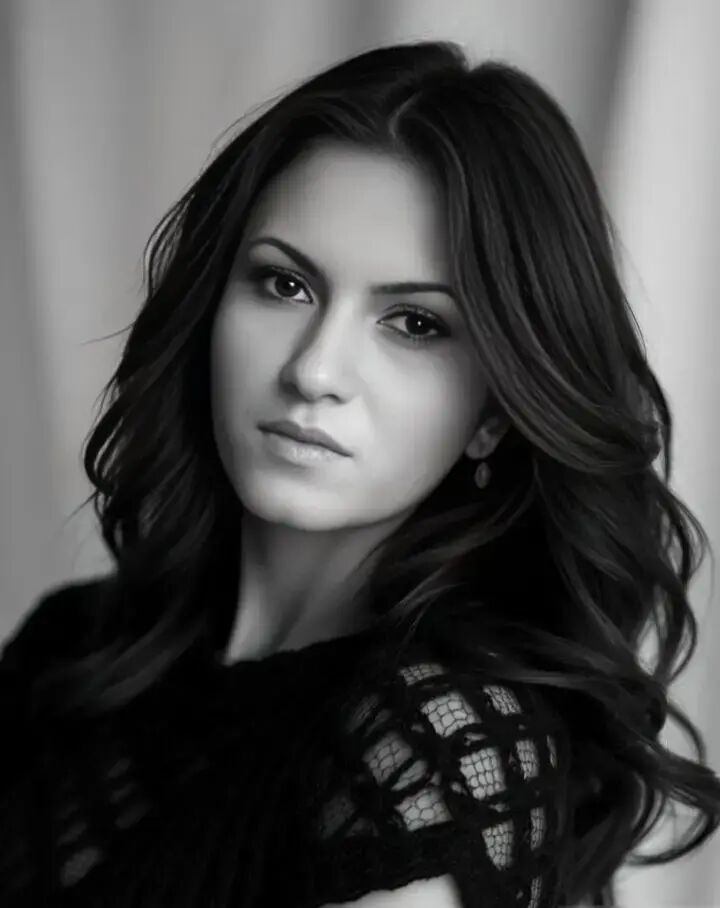  ,   Alana, 35 ,   c 