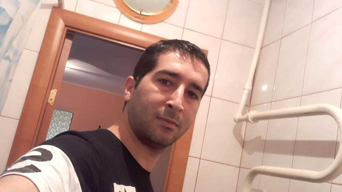  18027886  Ali, 36 ,    