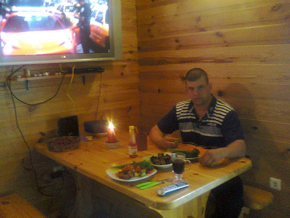  45335676  Jon, 45 ,    