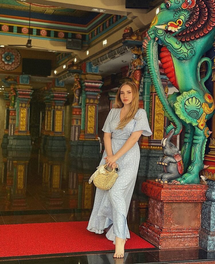  53889236  , 31 ,    --