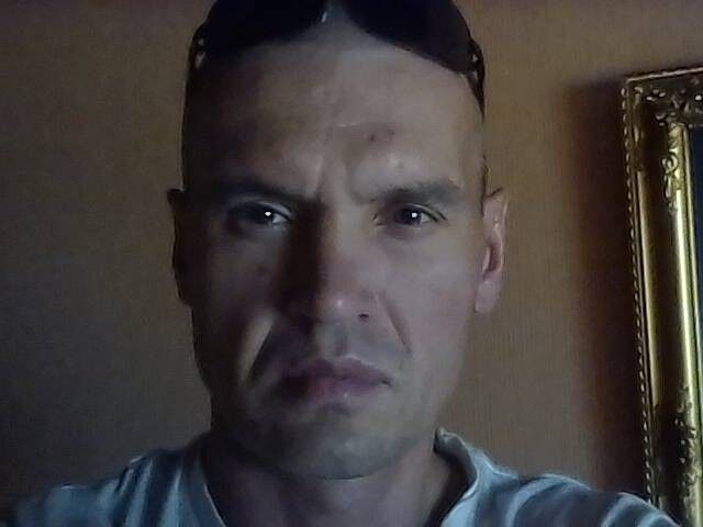  9864716  , 49 ,    