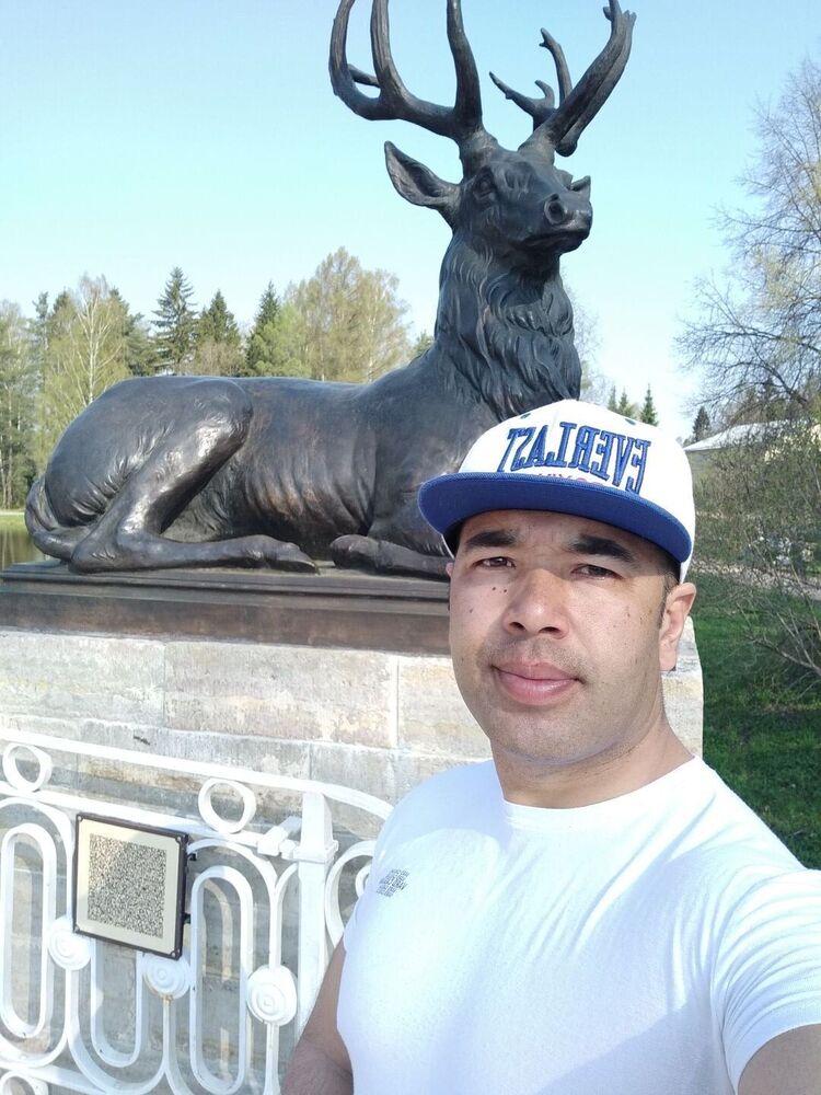  ,   Bahrom, 39 ,   ,   