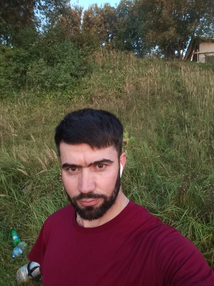  46056526  , 33 ,    