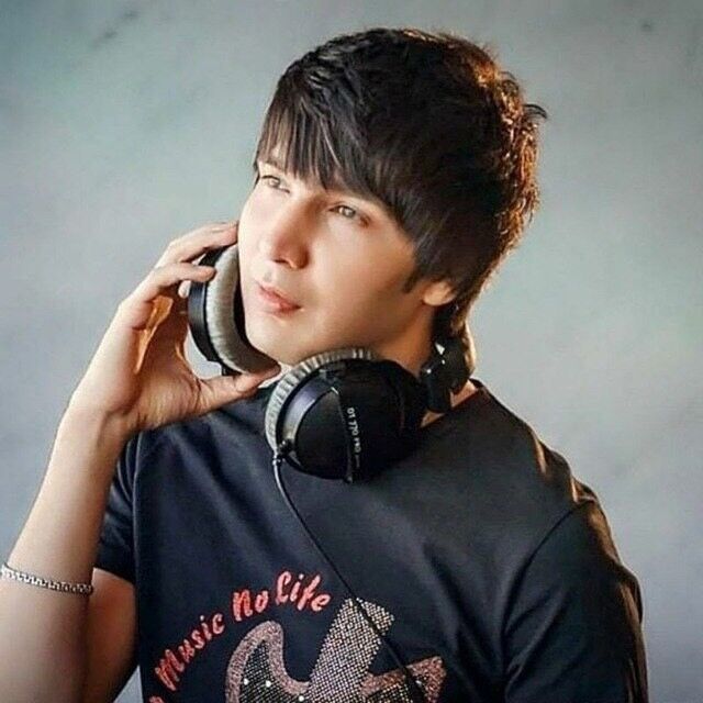  18285196  Abiw, 35 ,    