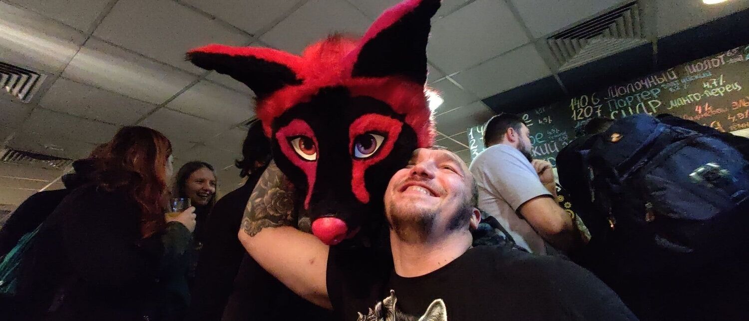  54474776  Vladislav, 32 ,    