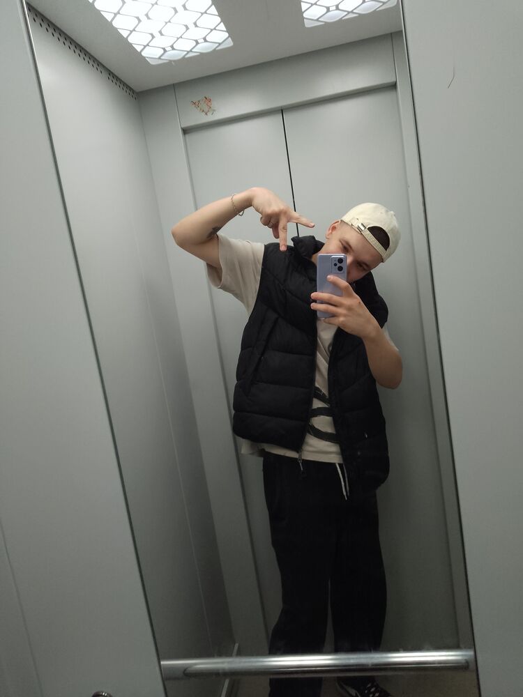  ,   Benjamin, 21 ,   ,   