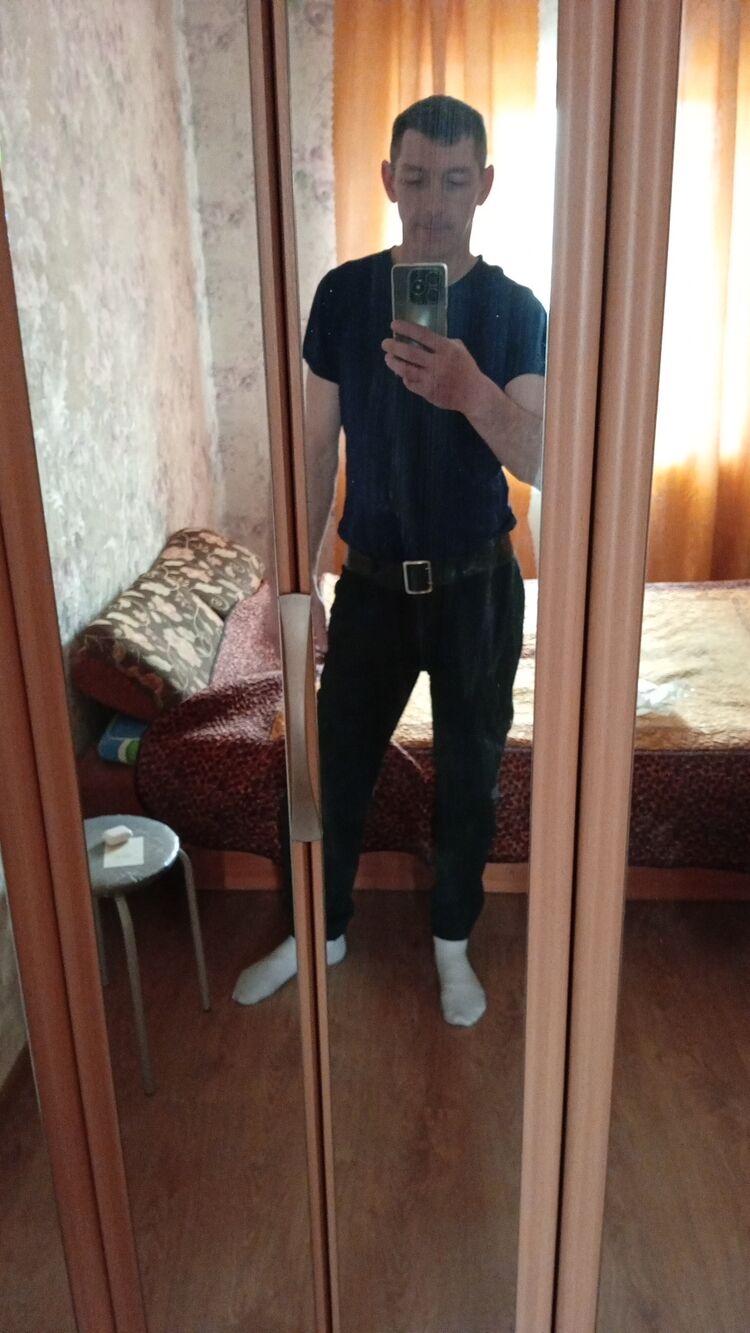  42437956  , 42 ,    