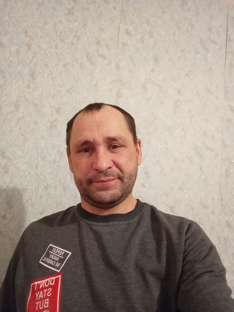  40593176  , 42 ,    --