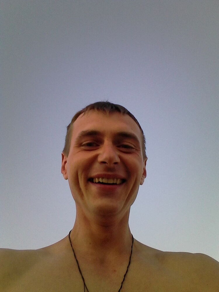  9929336  Oleg, 39 ,    