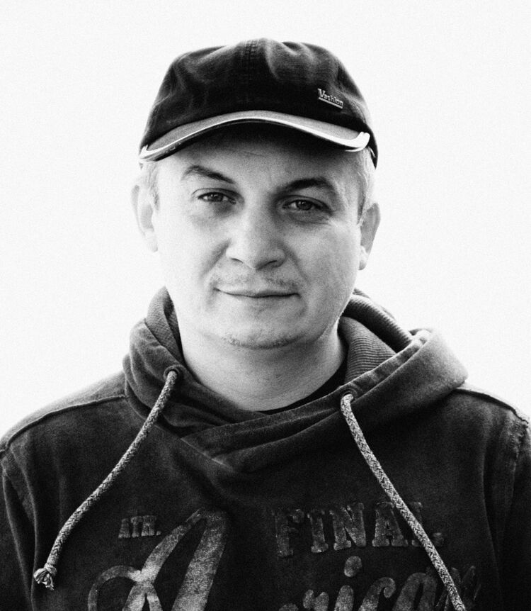 ���� 19528466 ������� �����, 43 ����, ���� ���������� � ���������������