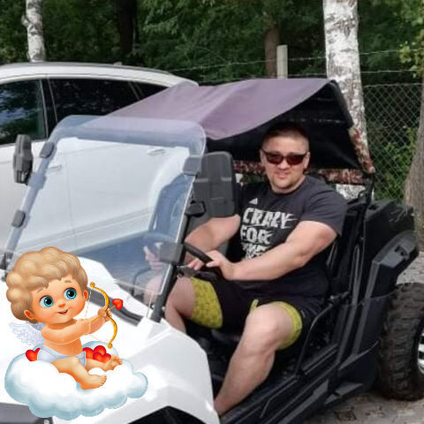  ,   Alex, 39 ,   ,   