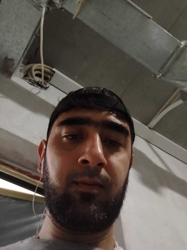  44964856  , 34 ,    