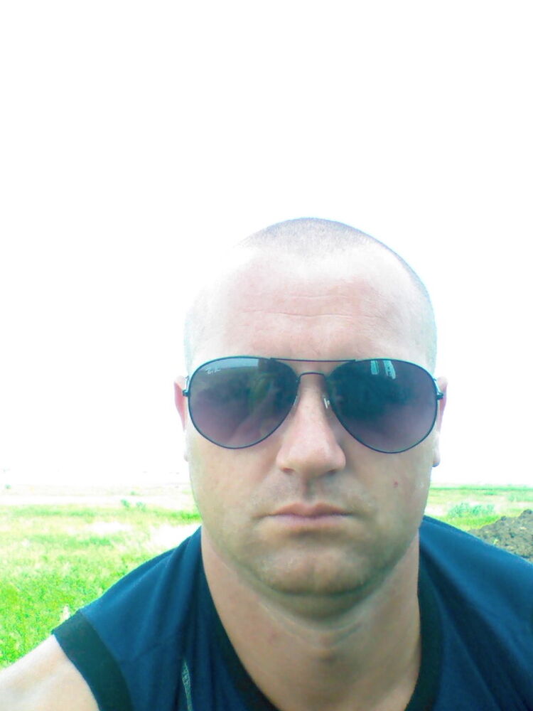  4391666  Aleks, 45 ,    