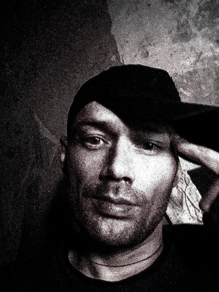  ,   Kentuha, 38 ,   ,   