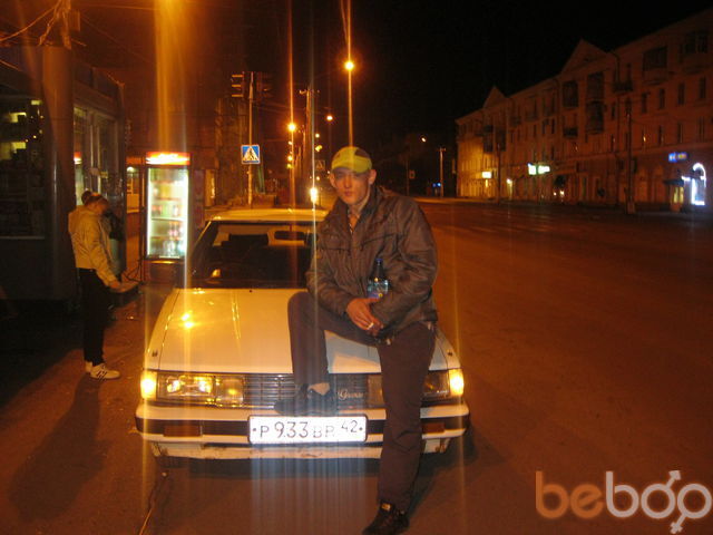  ,   Vlad, 36 ,   