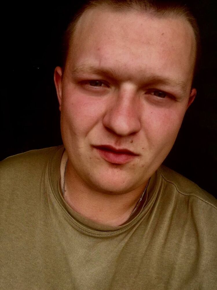  37188886  Egor, 24 ,    