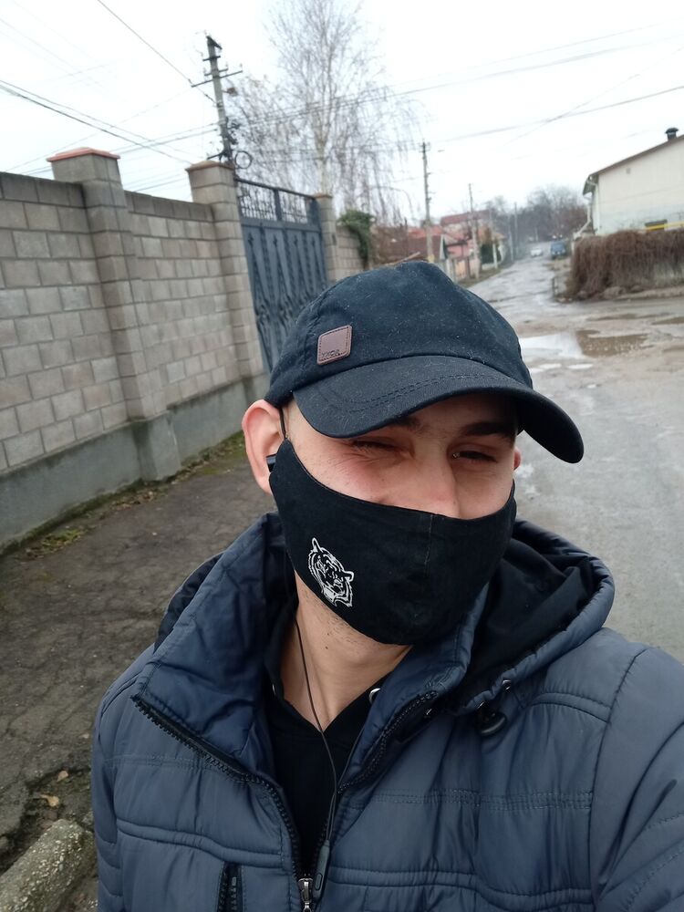  21908066  , 30 ,    