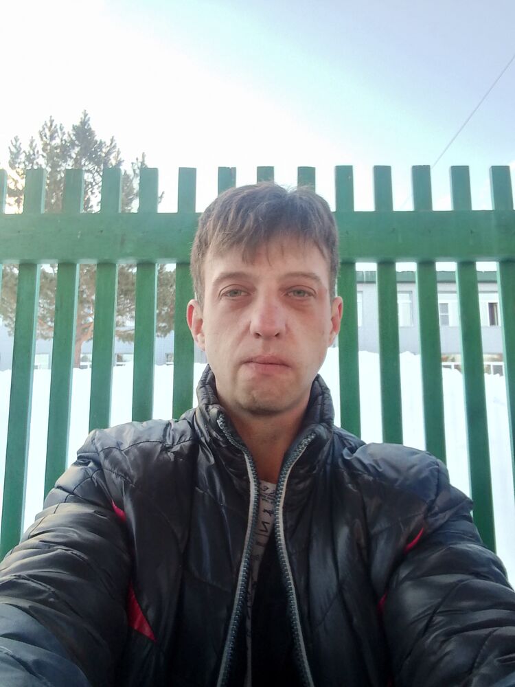  52118996  Andrey, 35 ,    