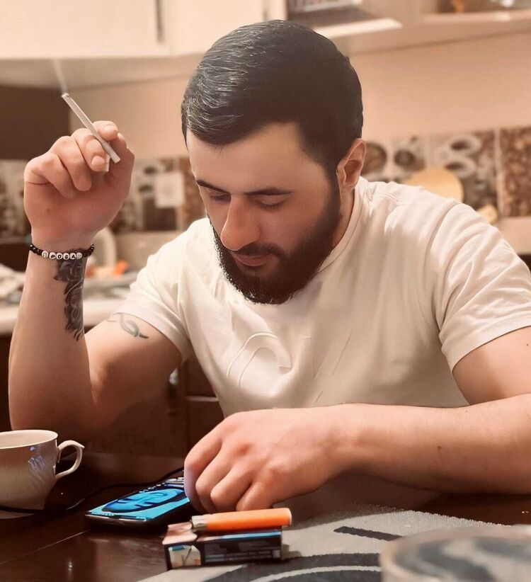  50747546  Karlen, 25 ,    