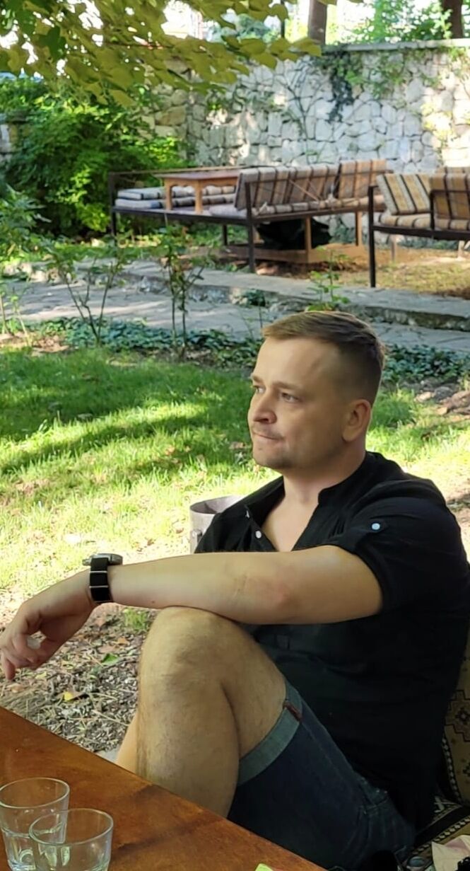 ,   Yaroslav, 42 ,   ,   , 