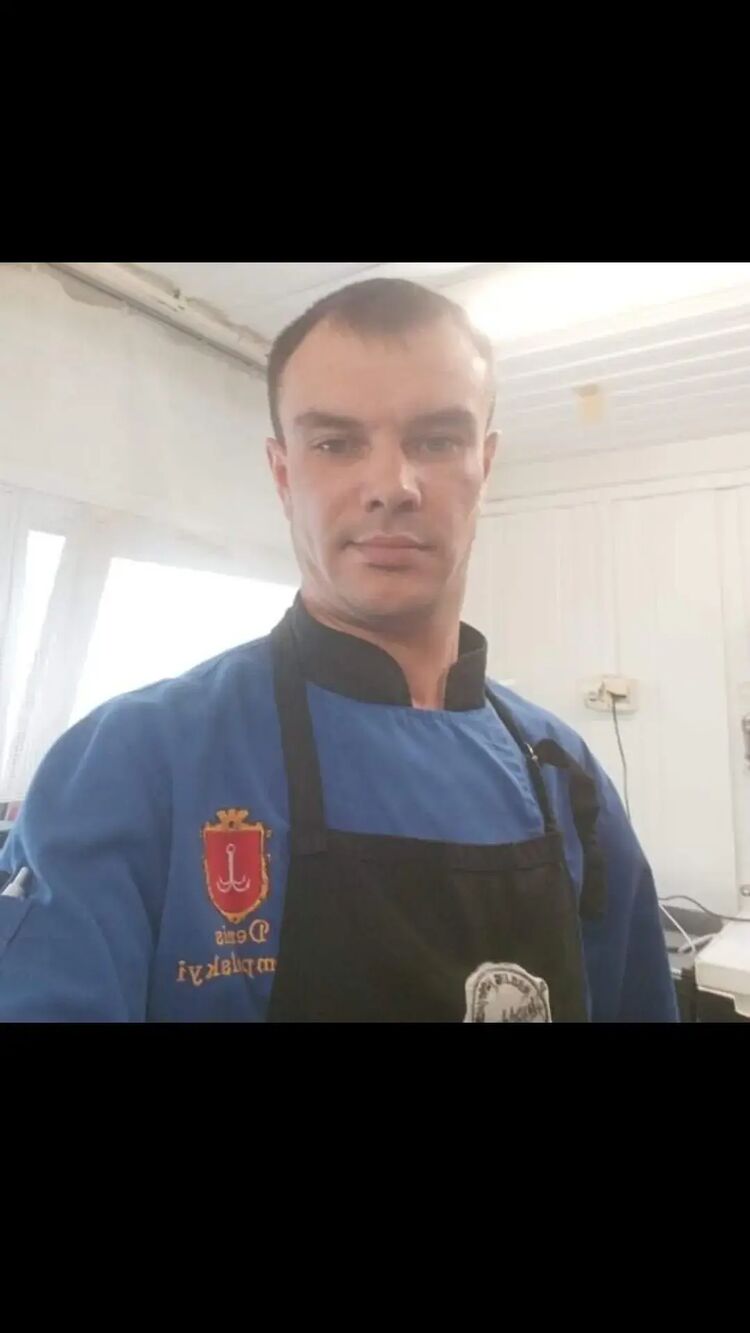  38579646  Den, 35 ,    
