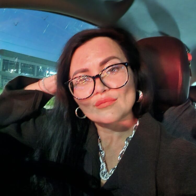  ,   Lora, 45 ,   ,   , c 