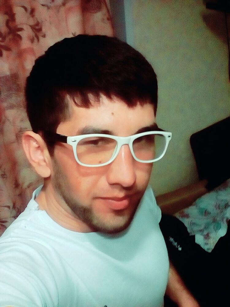  11282426  Kolia, 32 ,    