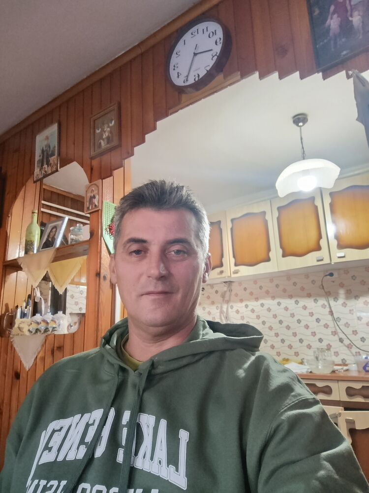  ,   Zoran, 51 ,   ,   , 